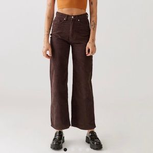 BDG high waisted wide leg 70s corduroy pant brown 26